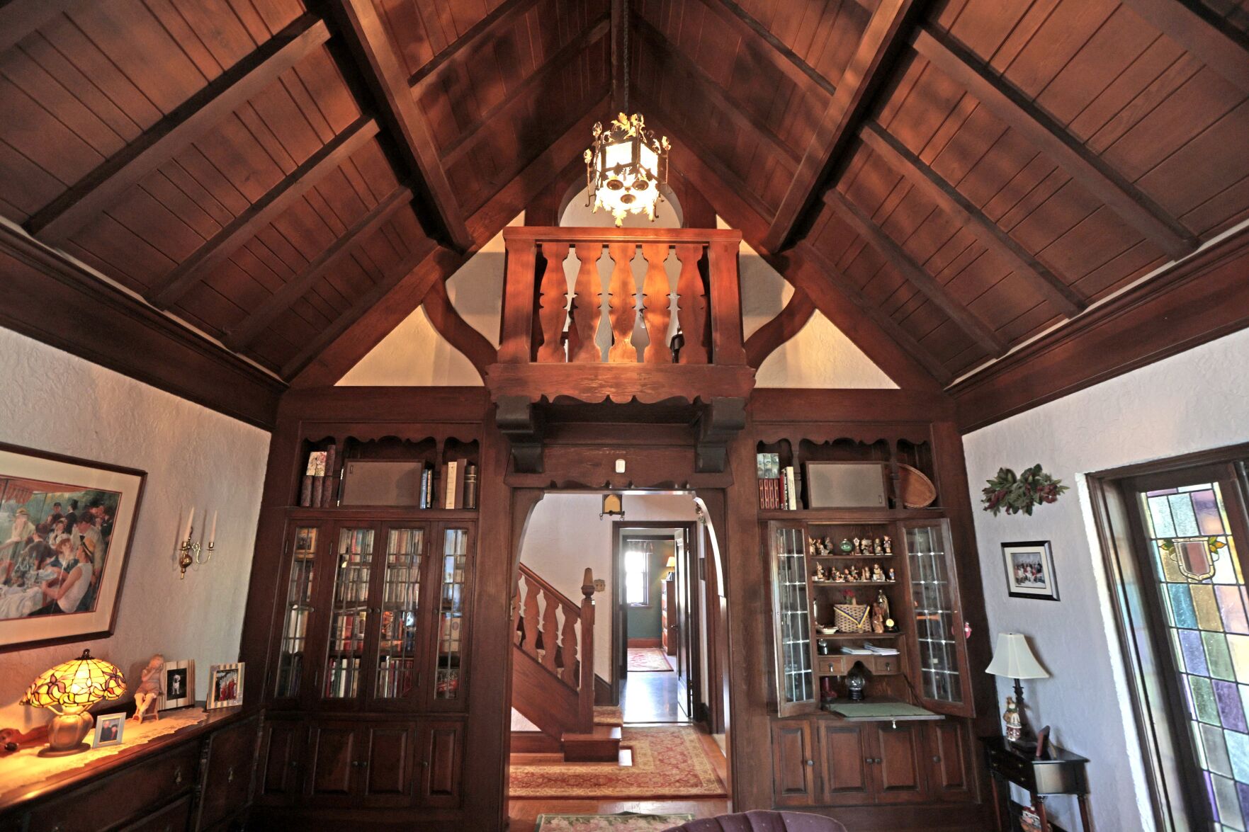 At home with Mary and Jerry Whitley